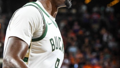 开云体育入口-雄鹿逆转福建队，乔治高光表现