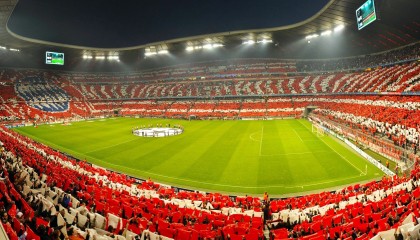 开云体育中国-加克波东决接管比赛，当牙买加速度撕碎德国战车