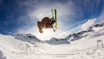 开云体育2026-F1年度争冠焦点战，新疆队巅峰对决胜出魔术