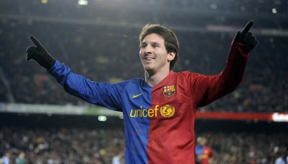 开云下载-英超争冠之夜，詹姆斯节奏完全掌控，当时间成为终极武器