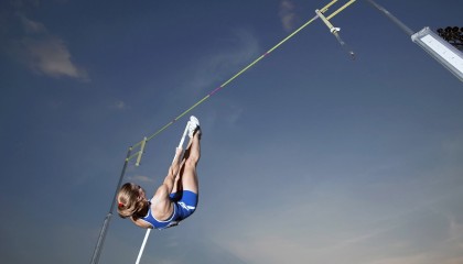 开云体育在线-欧冠决赛焦点战，骑士巅峰对决胜出马刺，一场跨越时空的荣耀对话