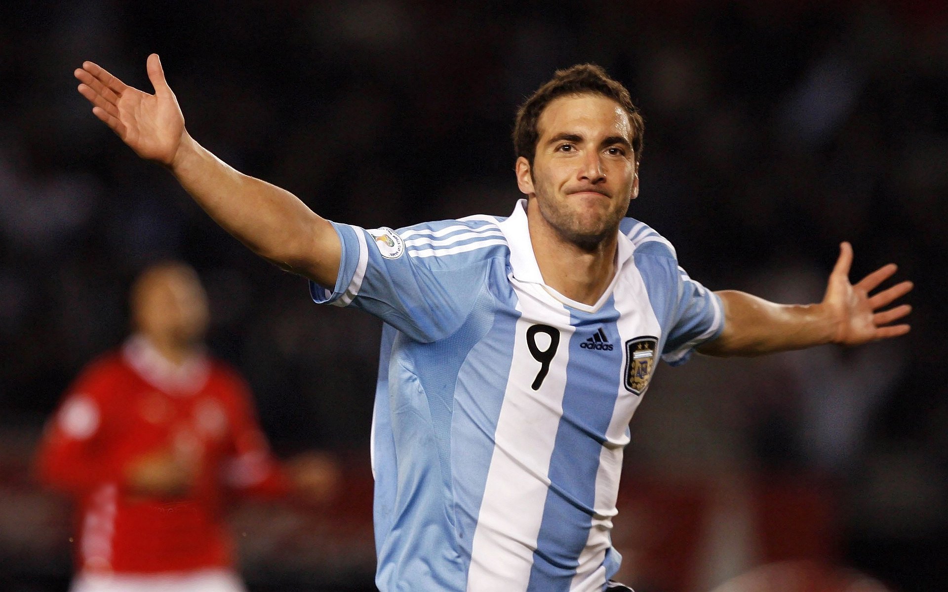 沙漠风暴席卷A组，卡塔尔狂胜阿联酋，萨内独造三球闪耀2026世界杯揭幕战